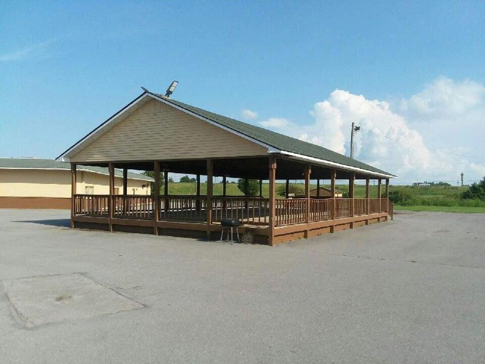 Marston Travel Inn المظهر الخارجي الصورة